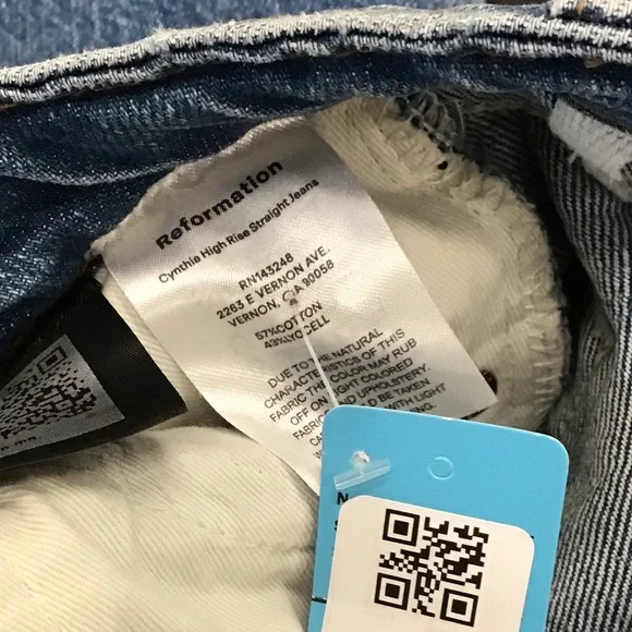 Reformation Women’s Cynthia Jeans Size 27 - Picture 4 of 4